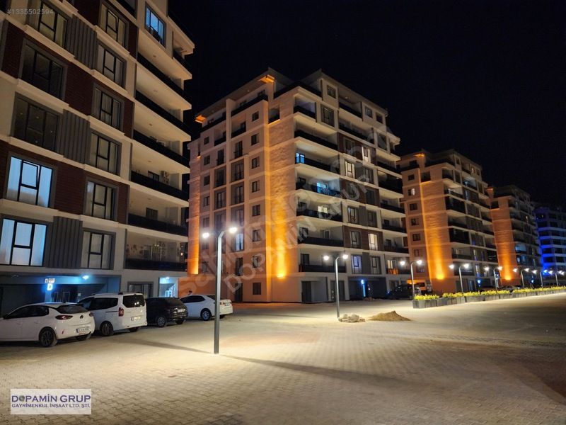 Balkan'da Havuzlu Sitede Bulvar Cepheli 3+1 Daire — fotoğraf 2