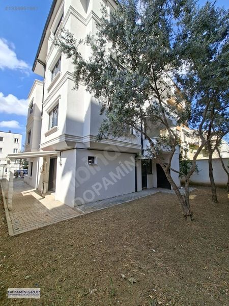 Akpınar'da 377 m² Arsa Paylı 6+2 Müstakil Villa — fotoğraf 2