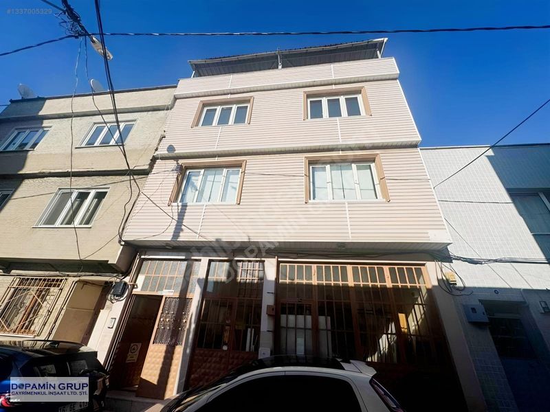 Bahar Mahallesi'nde Dükkanlı 3 Katlı Satılık Bina — fotoğraf 2