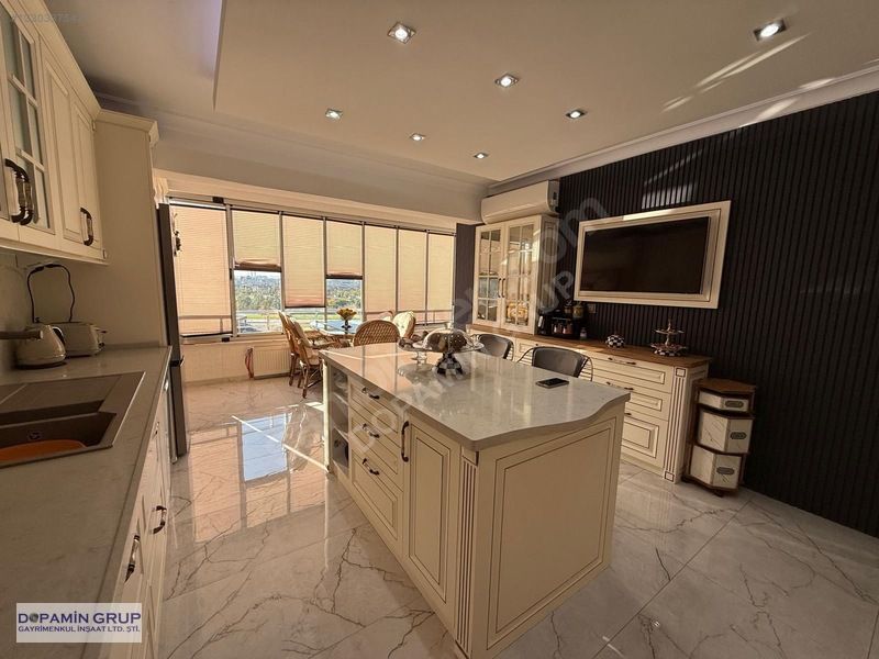 Raykent Sitesinde 320 m² Renovasyonlu 5+1 Dubleks — fotoğraf 5