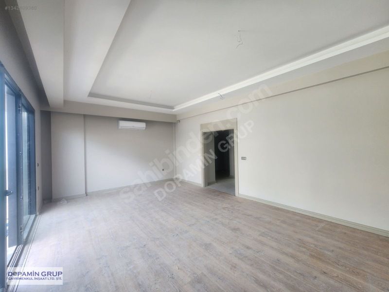 Balkan'da Havuzlu Sitede 4+1 Satılık Villa — fotoğraf 5