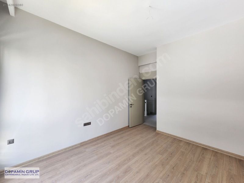 Balkan'da Havuzlu Sitede 4+1 Satılık Villa — fotoğraf 11