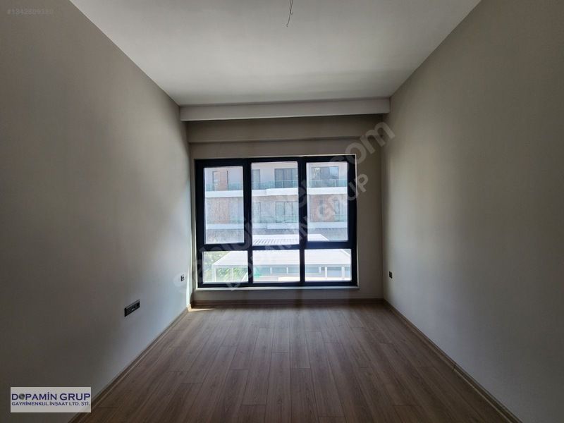 Balkan'da Havuzlu Sitede 4+1 Satılık Villa — fotoğraf 13
