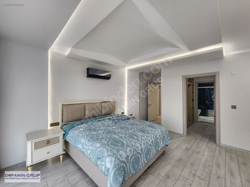 Güzelyalı'da Deniz Manzaralı Eşyalı 5+1 Dubleks — fotoğraf 15