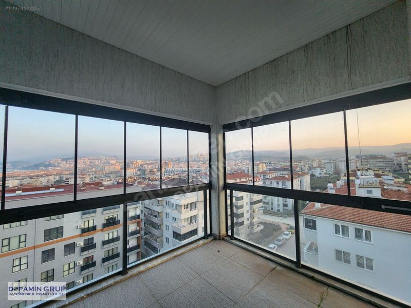 Güzelyalı'da Deniz Manzaralı Eşyalı 5+1 Dubleks — fotoğraf 16